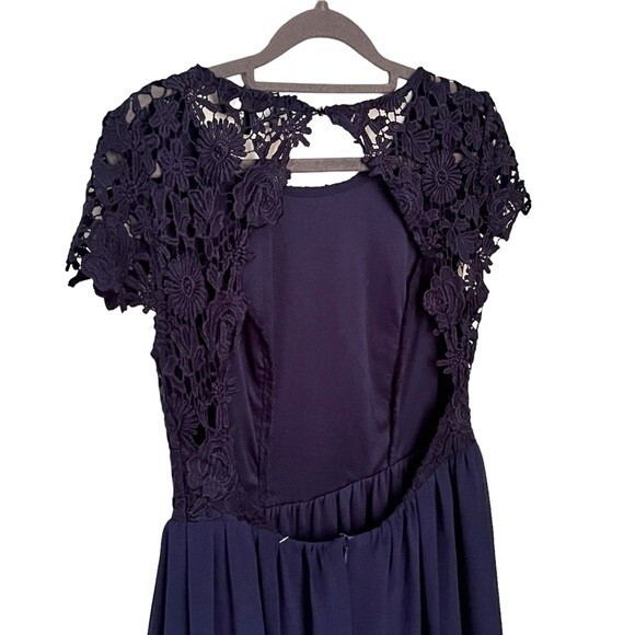 LULU'S THE GREATEST NAVY BLUE LACE MAXI DRESS WITH OPEN BACK SIZE SMALL - Picture 5 of 10